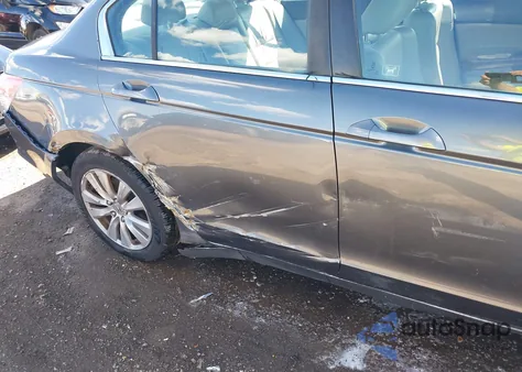 2011 Honda Accord 2.4 Ex-L z USA, uszkodzony, nr VIN 1HGCP2F85BA079858